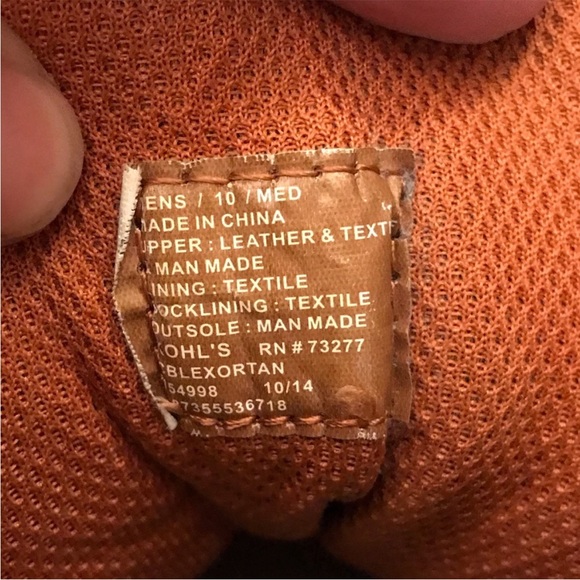 Hiking Boots (flawed) - Picture 9 of 12